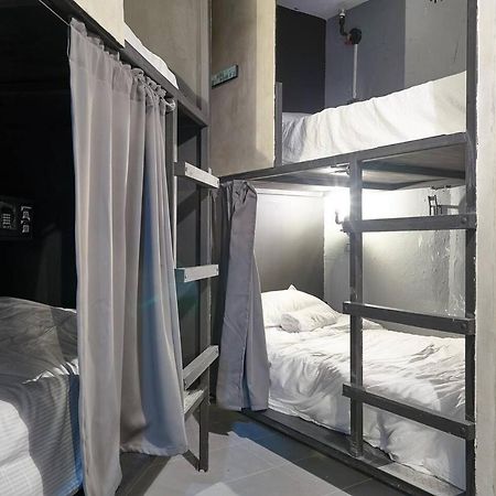 We Hostel And Suites Miraflores By Stand Out Hotels Collection Santo Domingo Eksteriør billede